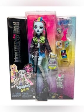 Monster High Frankie Stein Fashion Doll With Pet Watzie, Backpack & Accessories